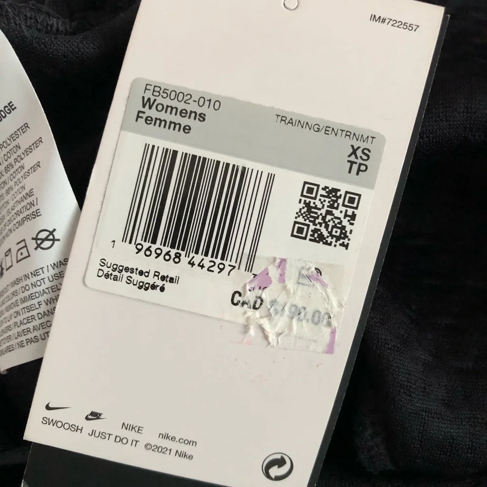 🔥Nike Yoga Therma Fit Sweatshirt NWT